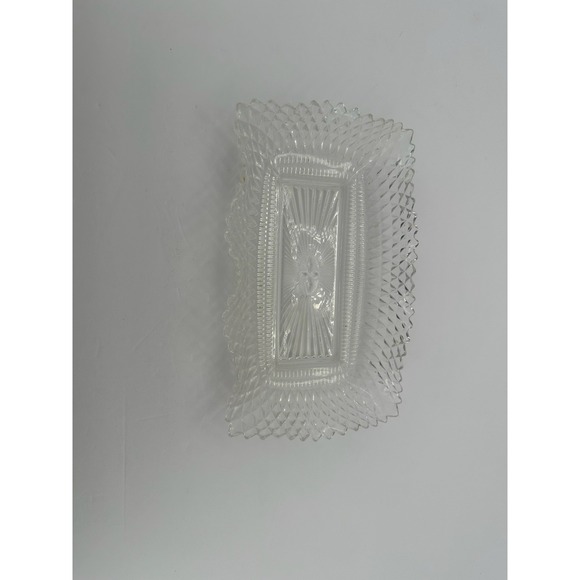 Indiana Glass Other - VINTAGE Rectangle  Ruffled Diamond Point Candy Nut Dish